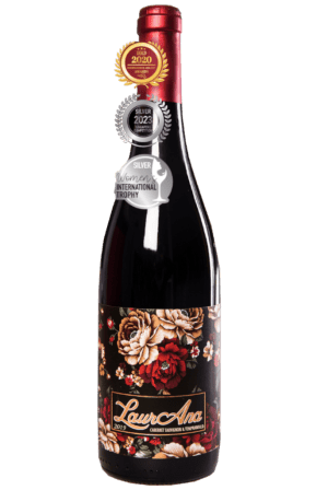 LaurAna Cabernet Sauvignon y Tempranillo